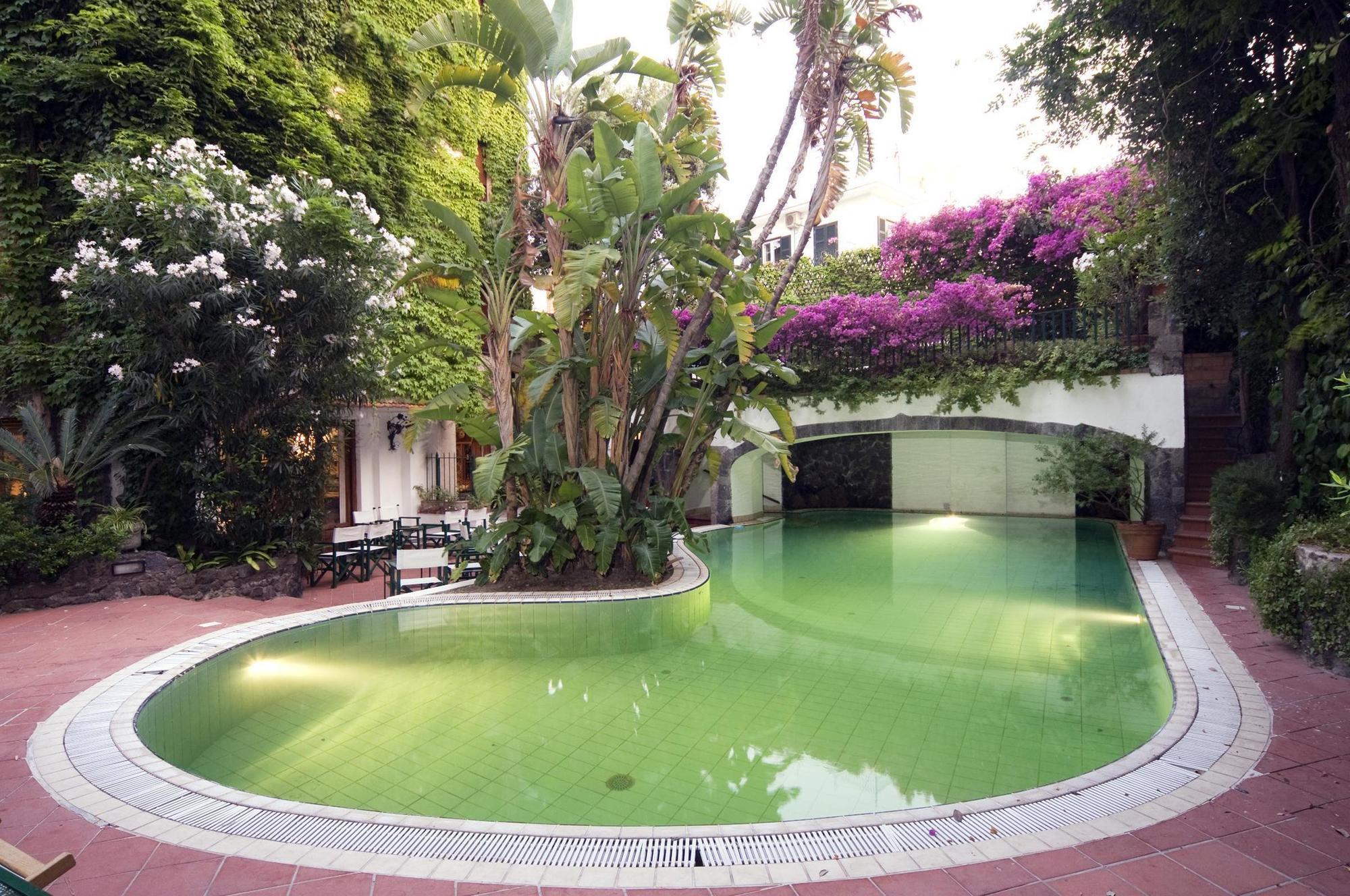 איסקיה Hotel La Villarosa Terme מראה חיצוני תמונה